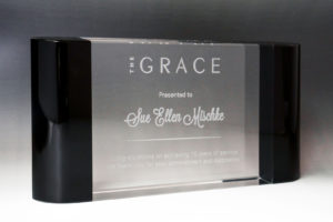 1375ABK: Crystal-Horizontal Dual Edged Curved Block